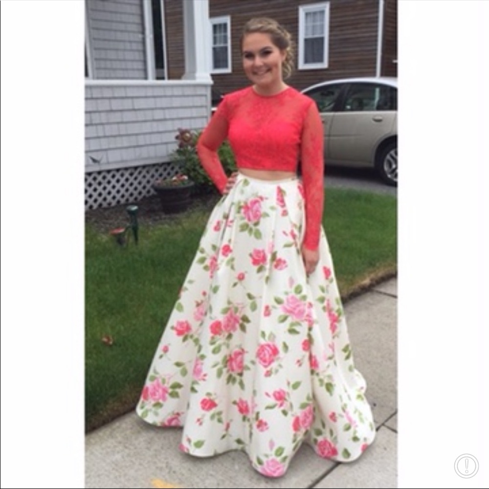 Sherri Hill prom dress